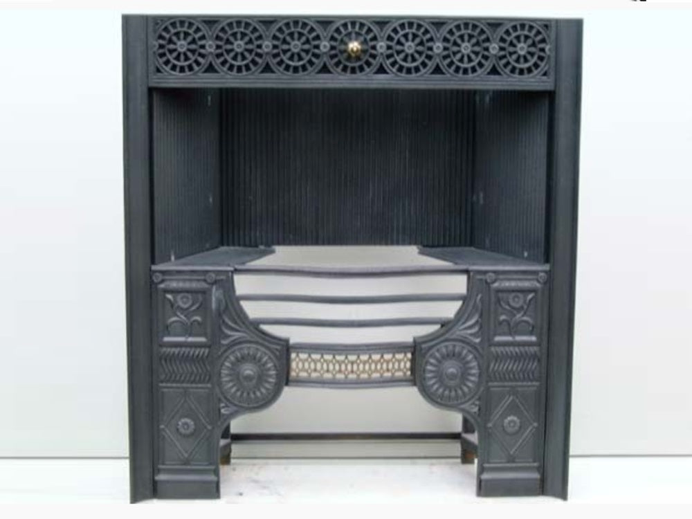 040 Late 19th Century Arts & Crafts Register Grate