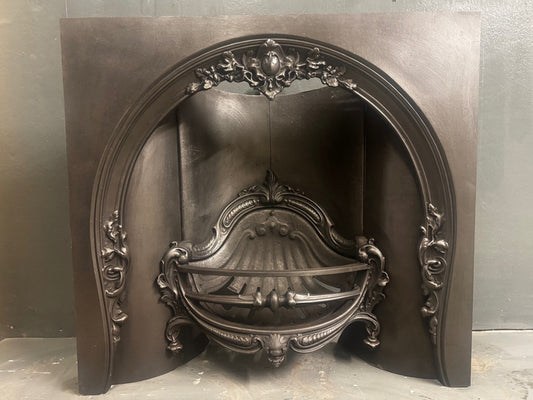 012 Replica Victorian ‘Horseshoe’ arched cast interior