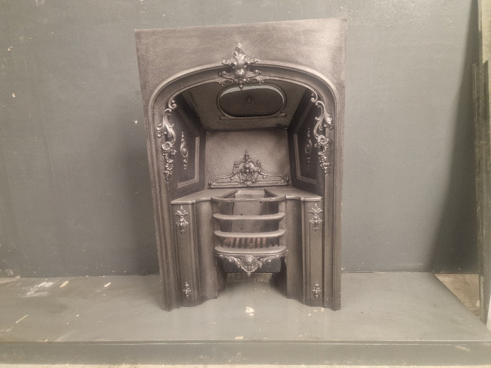 RG044 Original Victorian Cast Iron Arch Interior